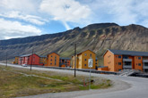 [4] Longyearbyen
